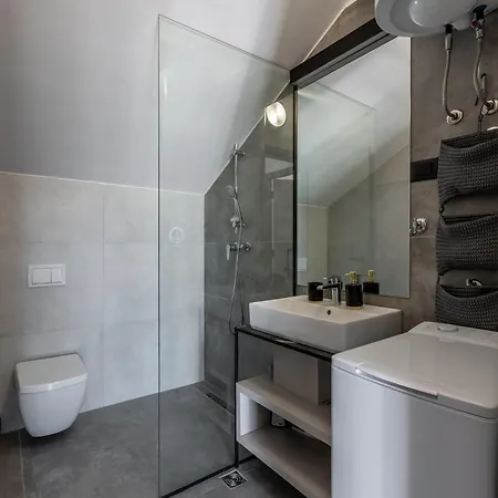 Golden Sunset - Exclusive 4-star Apartment Sutivan