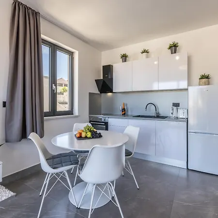 Golden Sunset - Exclusive 4-star * سوتيفان